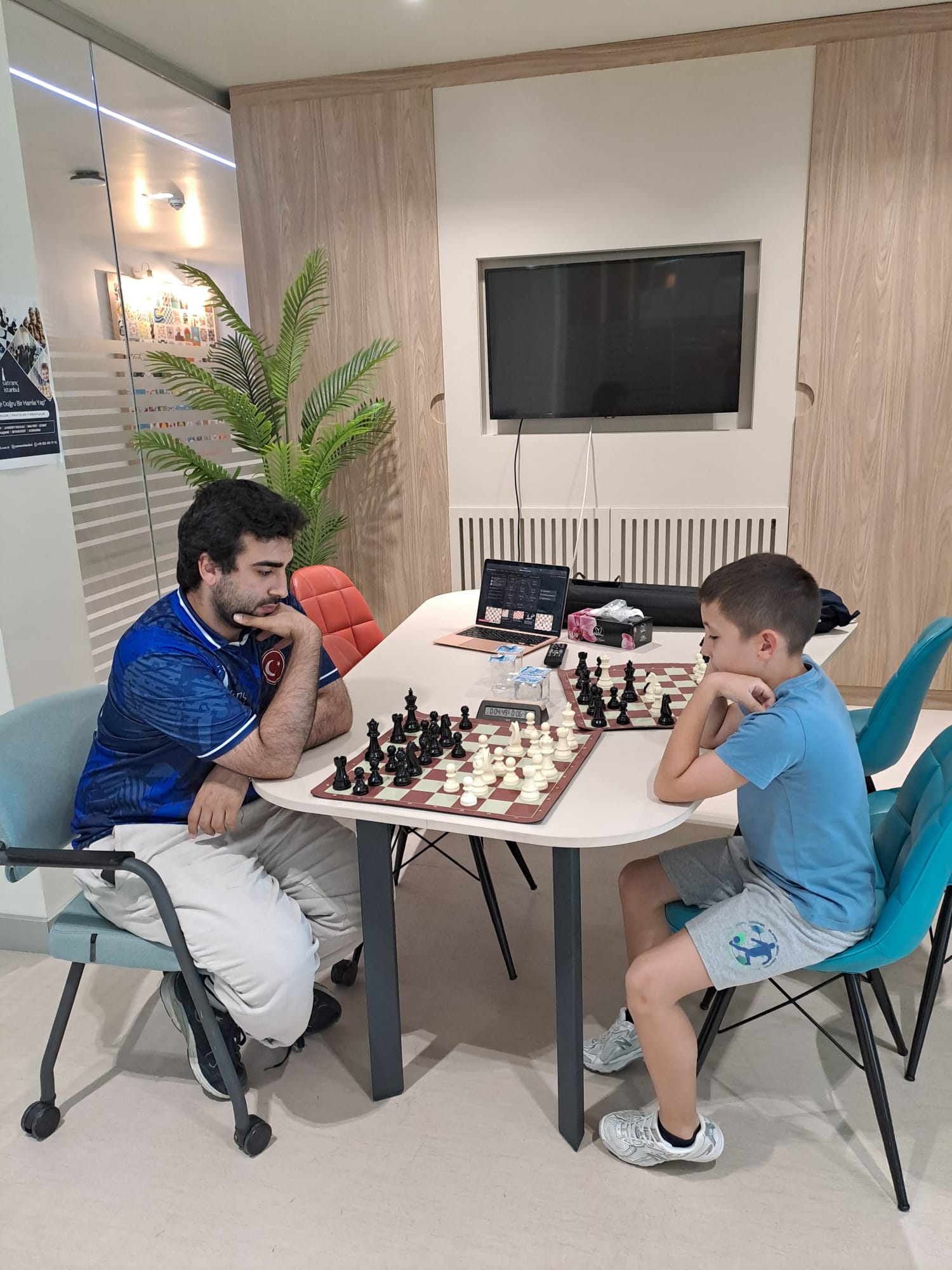 Üsküdar Acıbadem satranç birebir maç antrenör öğrenci